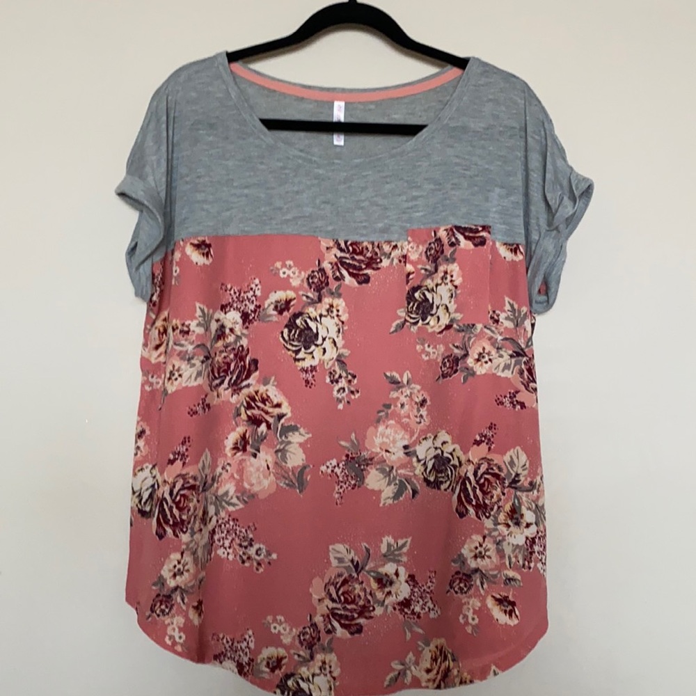 T-shirt style
